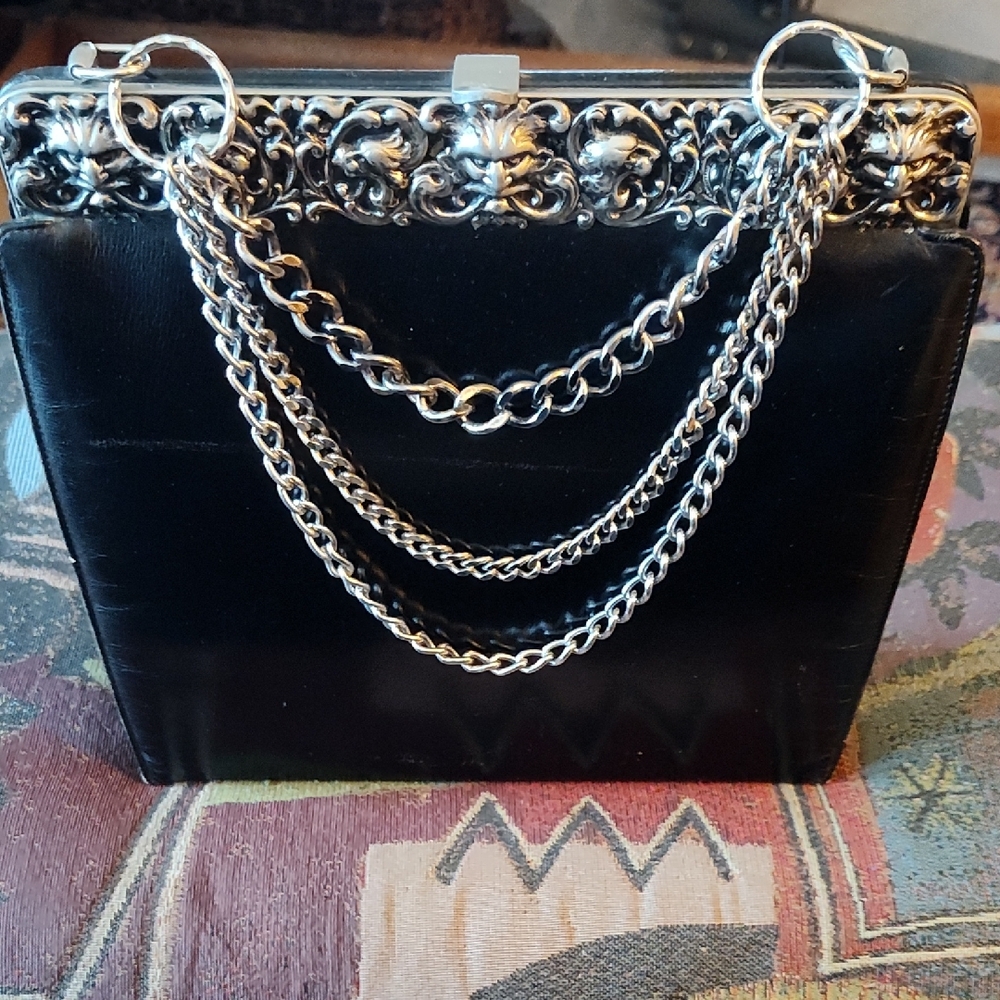 Black Leather Lion Head Chain Handle Bag